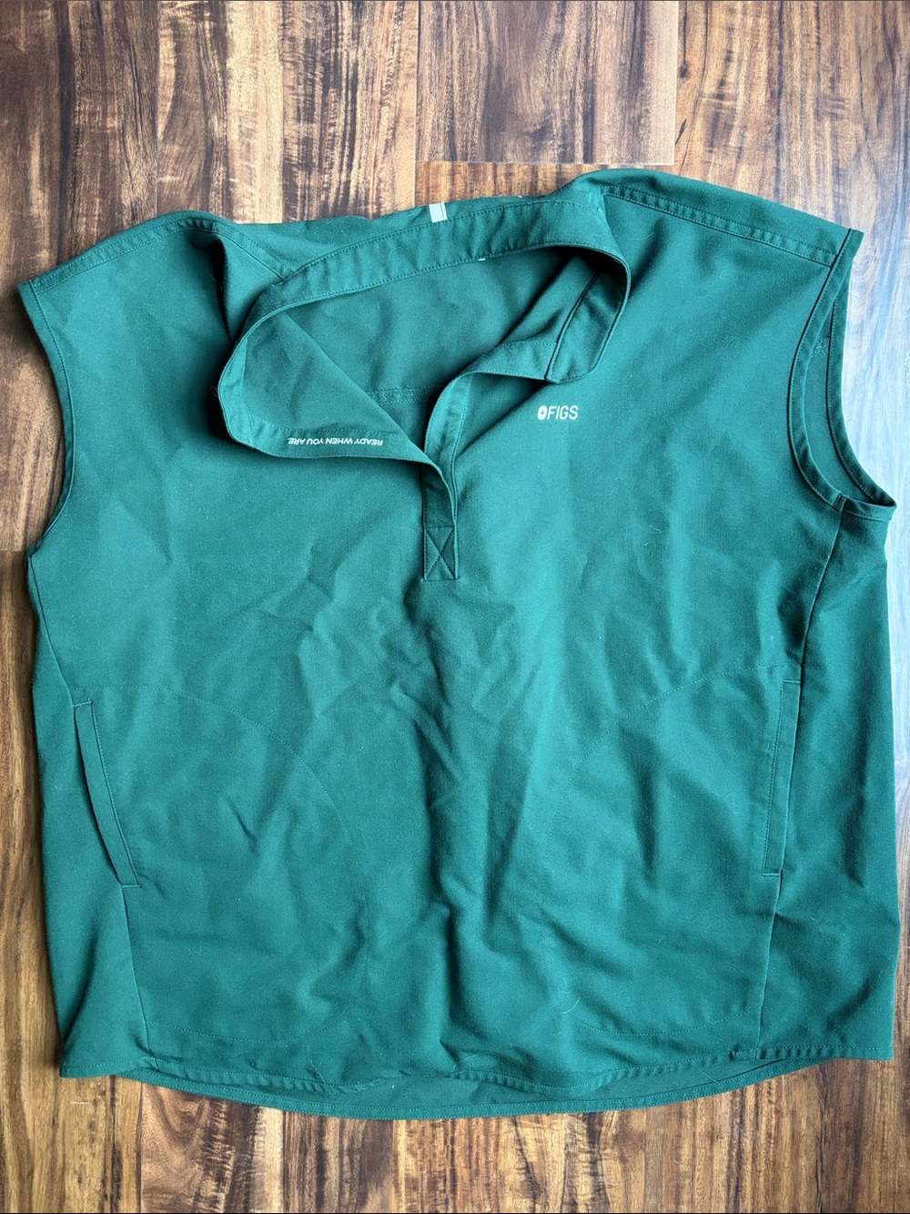 Figs Rafaela Scrub Top in British Racing Green